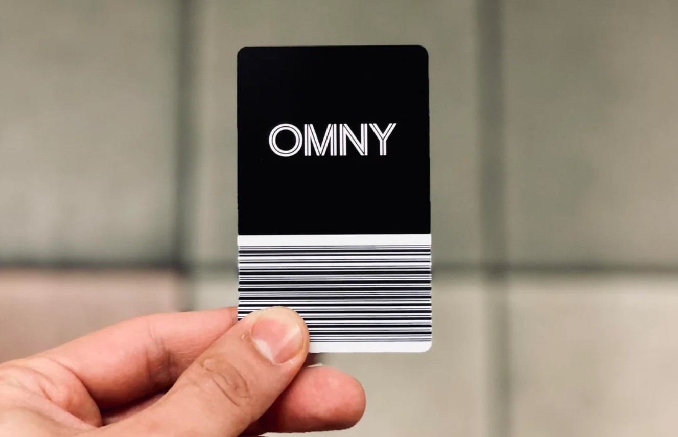 How to Get Around New York City - OMNY card